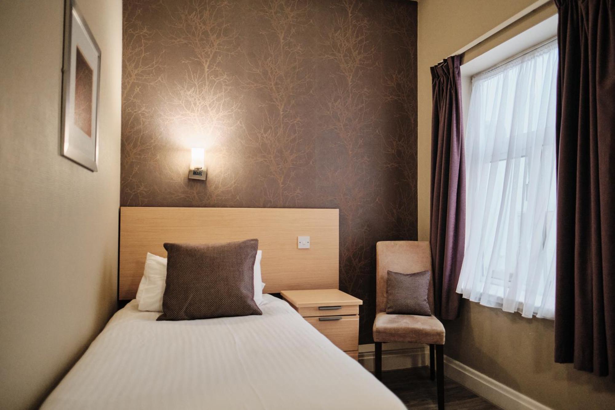 Hotel De Normandie Saint Helier Jersey Szoba fotó
